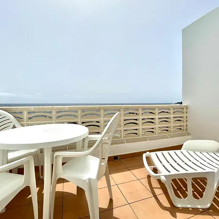 Oceanfront A Few Meters From The Beach Tamaduste